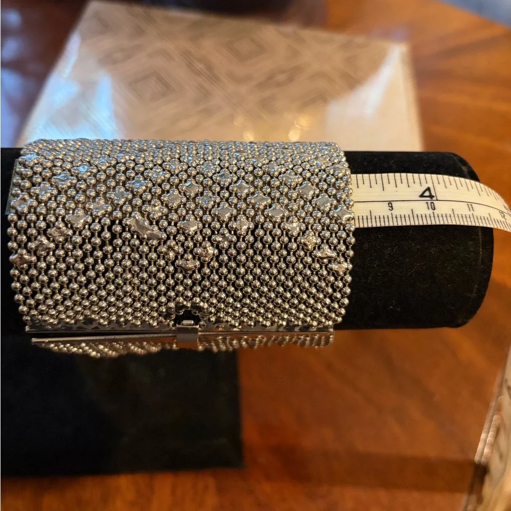 Liquid Metal Elegant Silver Beaded Bracelet - Picture 5 of 10